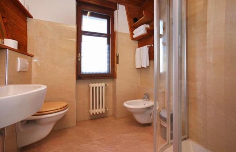 Hotel Derby Bar Oulx Zewnętrze zdjęcie